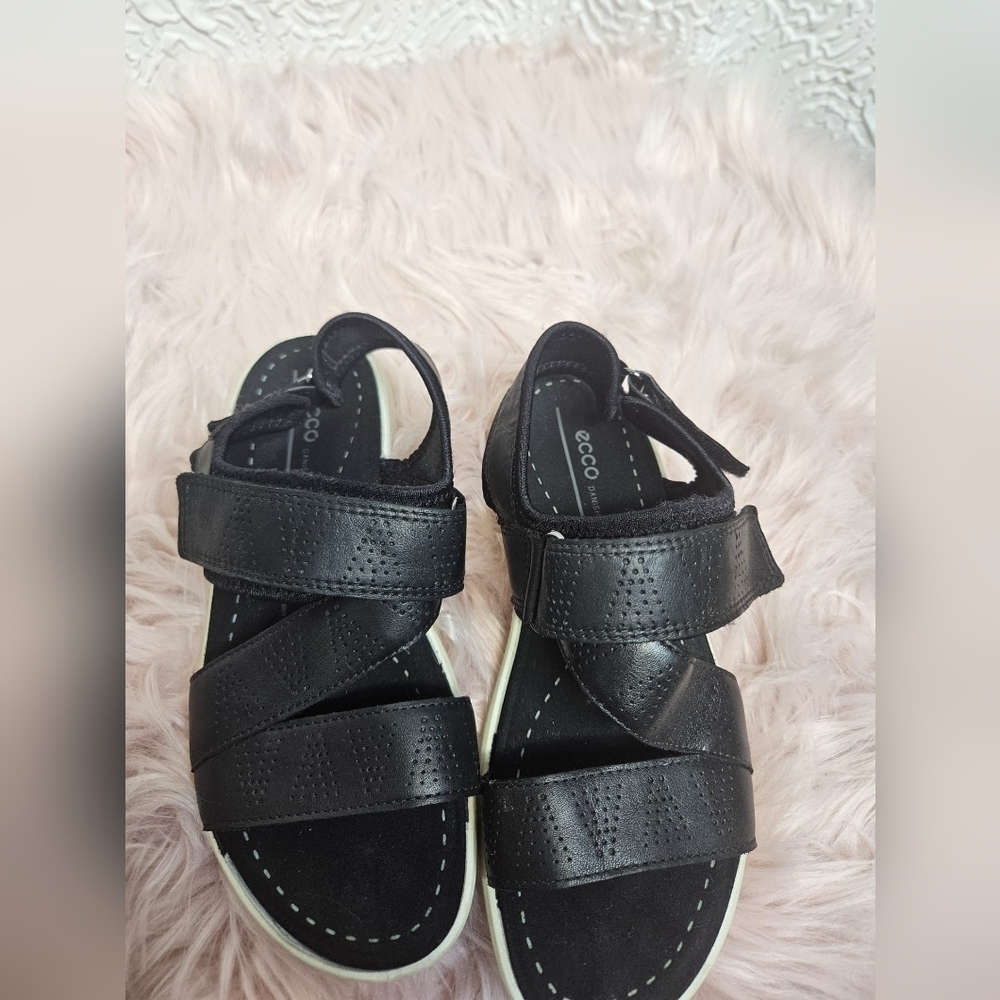Ecco Black Platform Sandals with Adjustable Straps